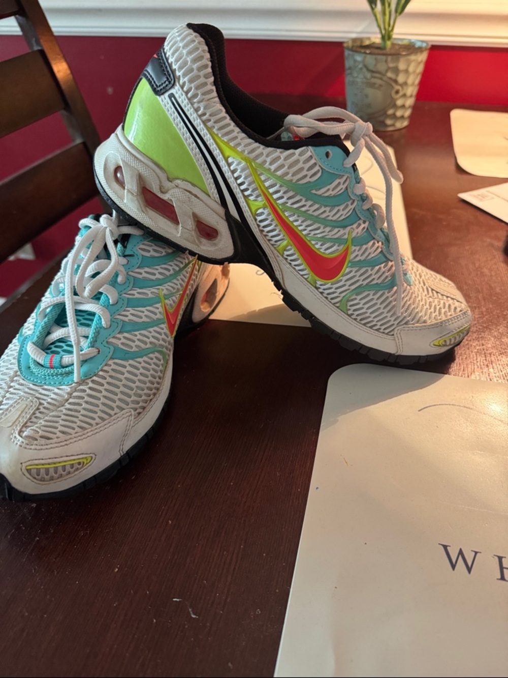Nike White and Teal Torch 4 Mesh Max Air Running Sneakers size 9